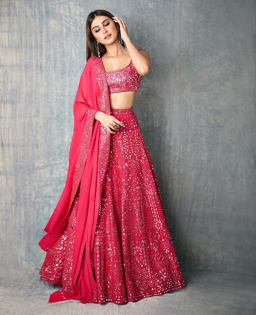 Evening Wedding Party Wear Lehenga Choli at Rs 17000 | शादी का लहंगा in  Mumbai | ID: 23010756897