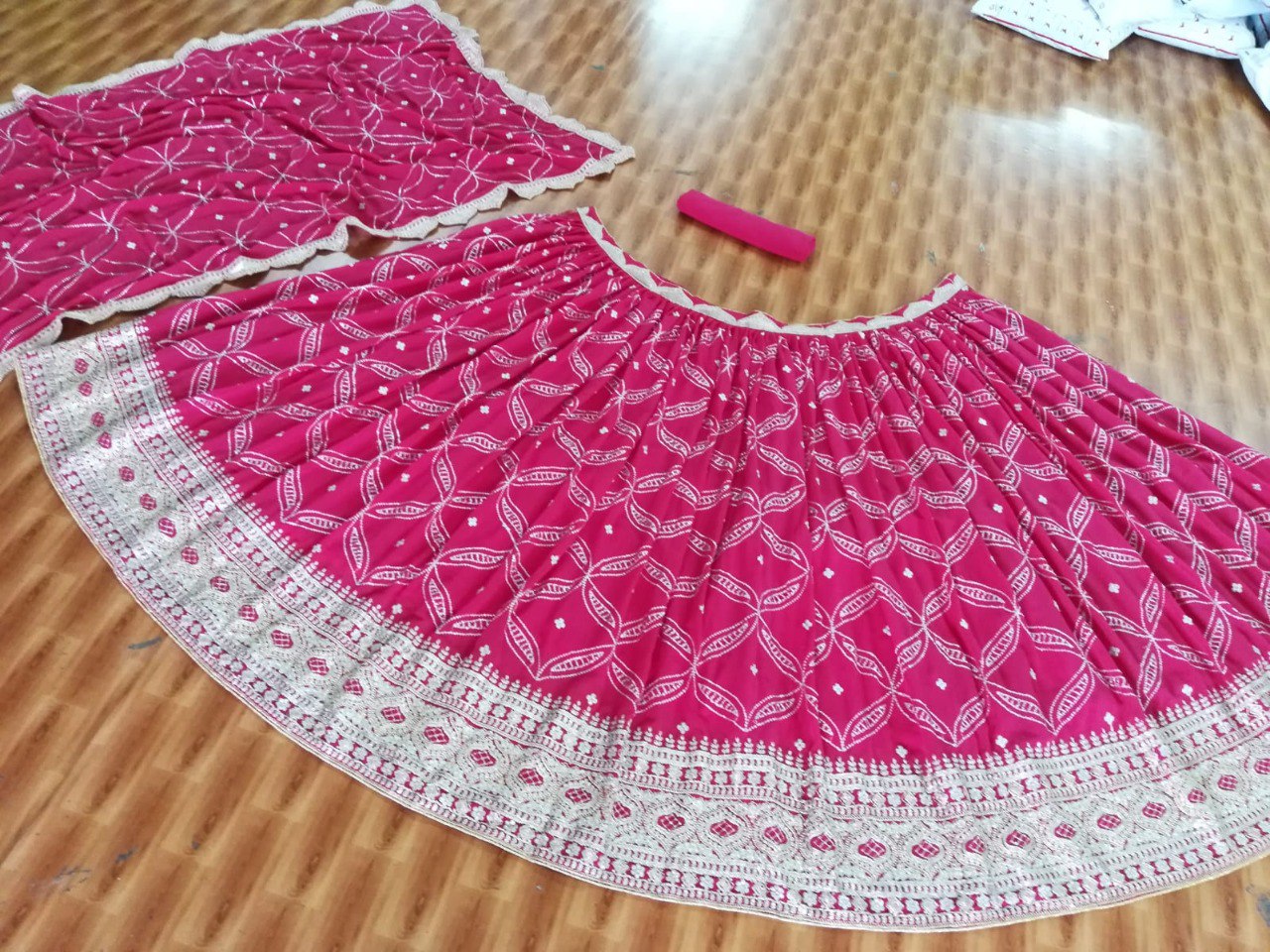 TEACHERS-TRENDS-GEORGETTE-RANI-PINK-LEHENGA