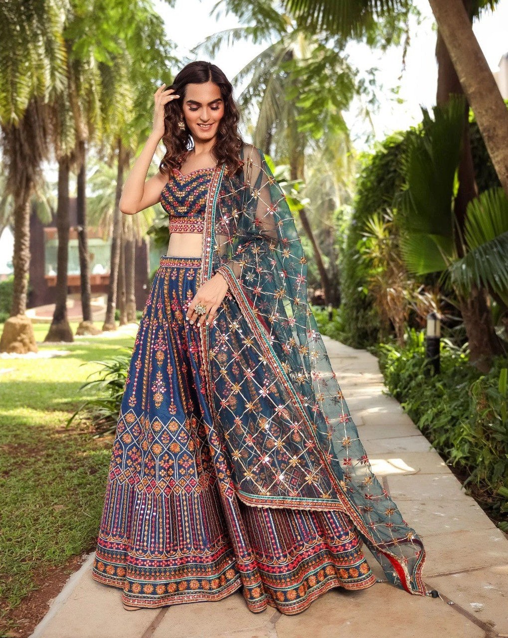 Women Designer Lehengas choli