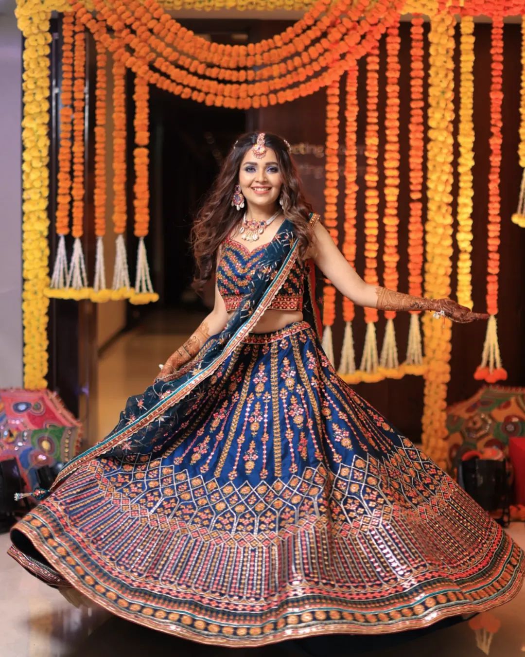Women Designer Lehengas choli