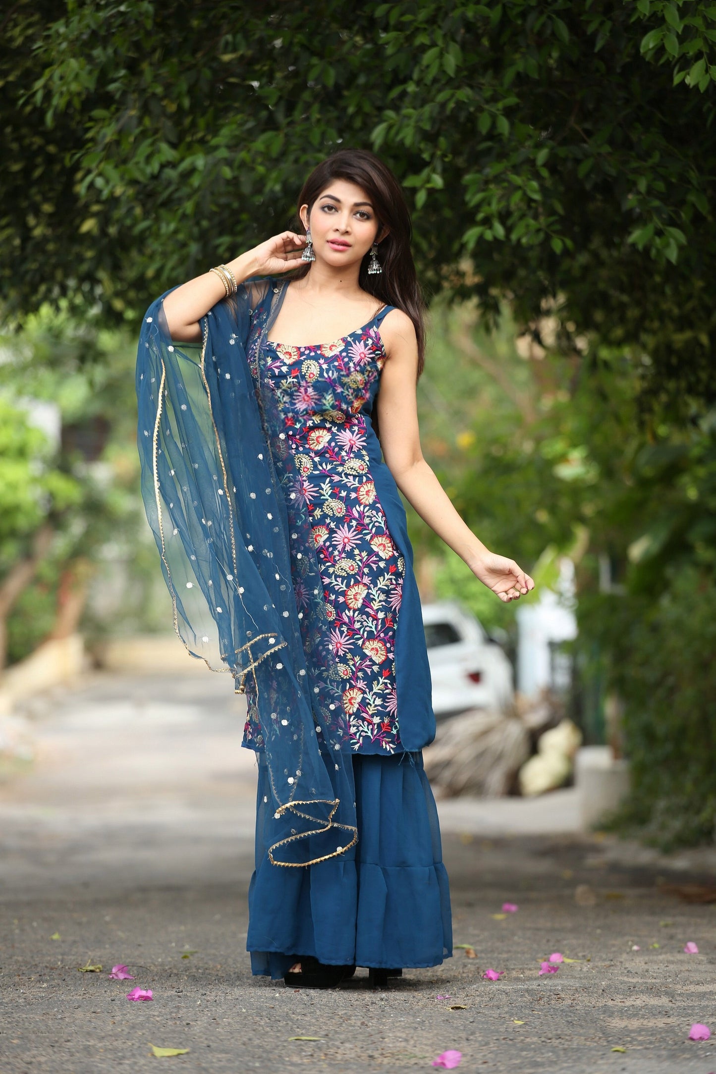 Buy Designer Salwar Kameez/Salwar Suits