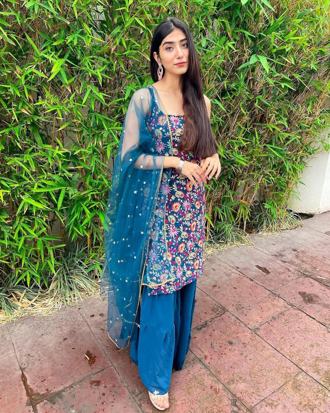 Buy Designer Salwar Kameez/Salwar Suits