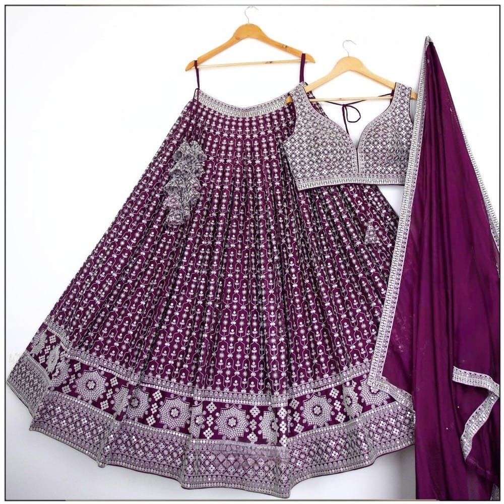 Women Designer Lehengas choli