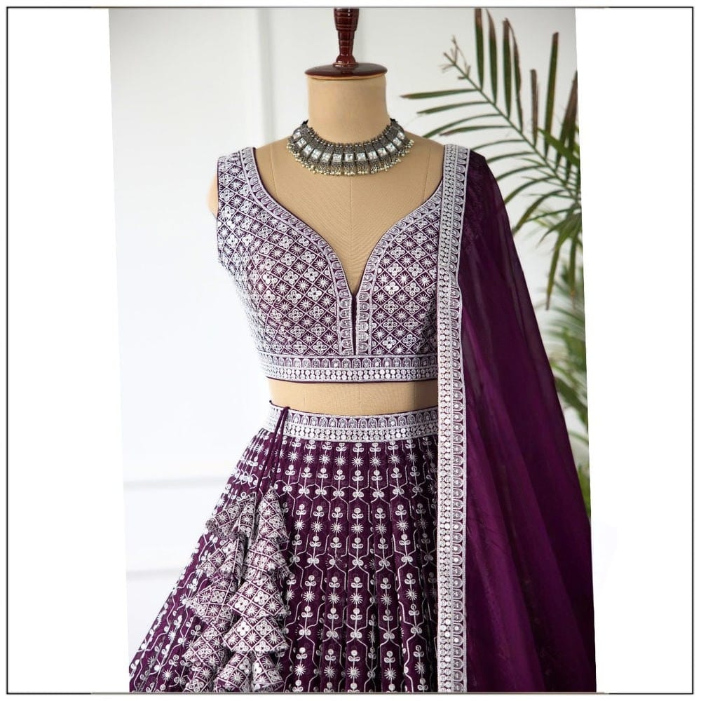 Women Designer Lehengas choli