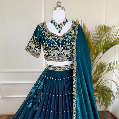 Women Designer Lehengas choli