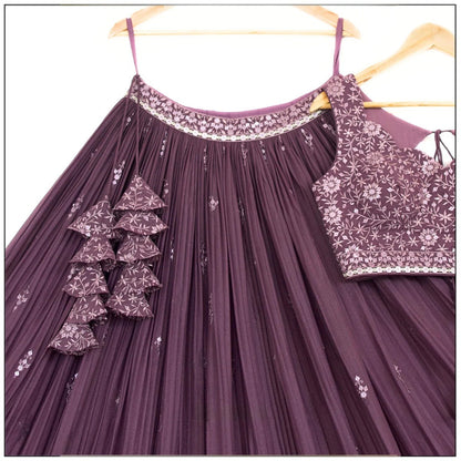 Women Designer Lehengas choli