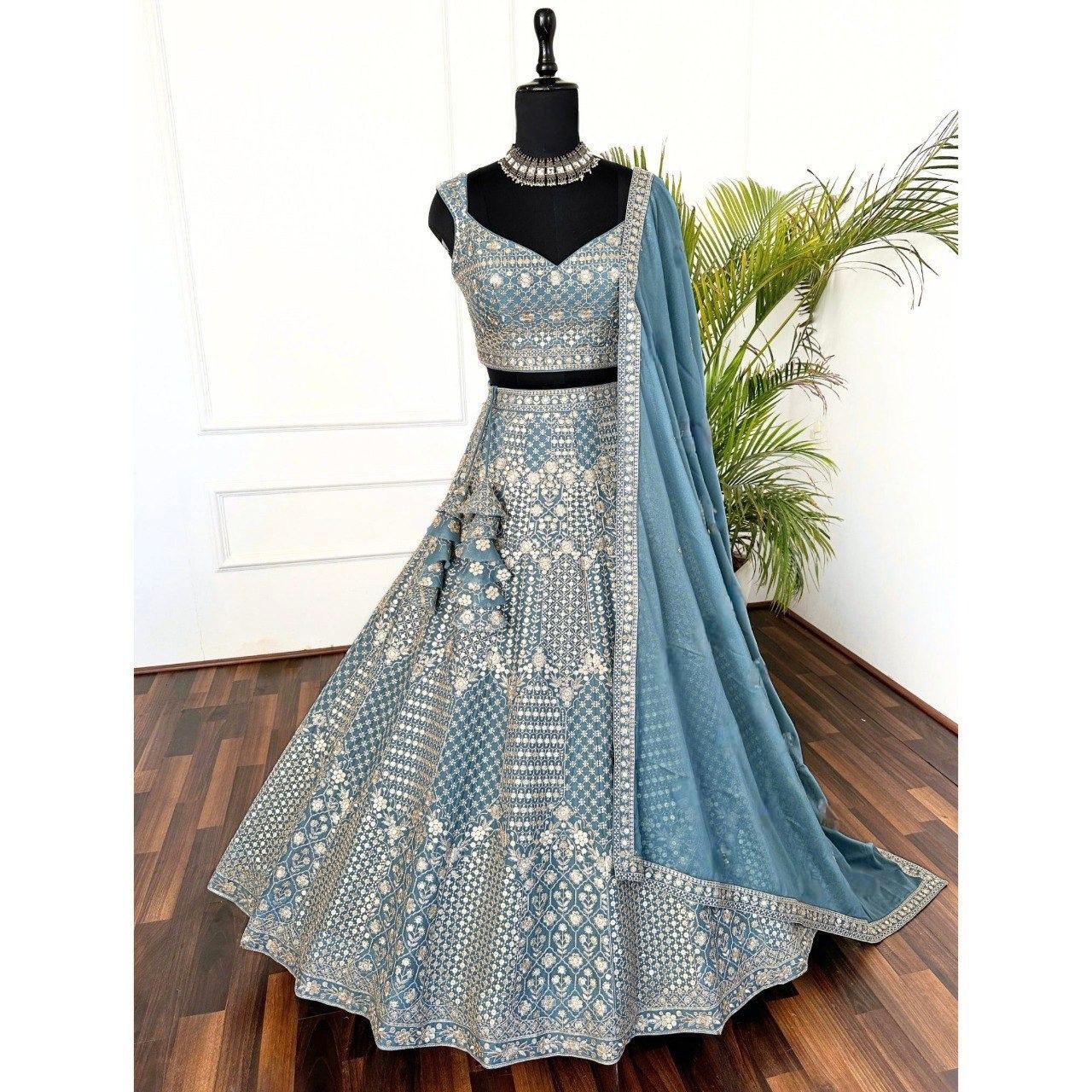 Women Designer Lehengas choli