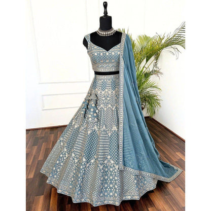 Women Designer Lehengas choli