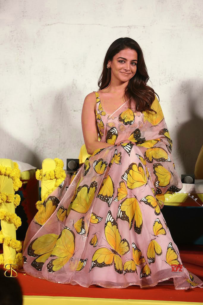 Women Lehenga Choli Set Collection