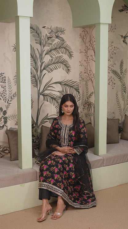 Buy Latest Designer Gowns For Women