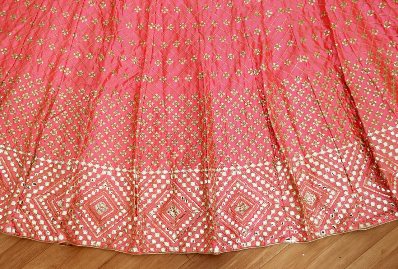 MAGENTA-PINK-CHINON-LEHENGA-SEQUINS-MIRROR