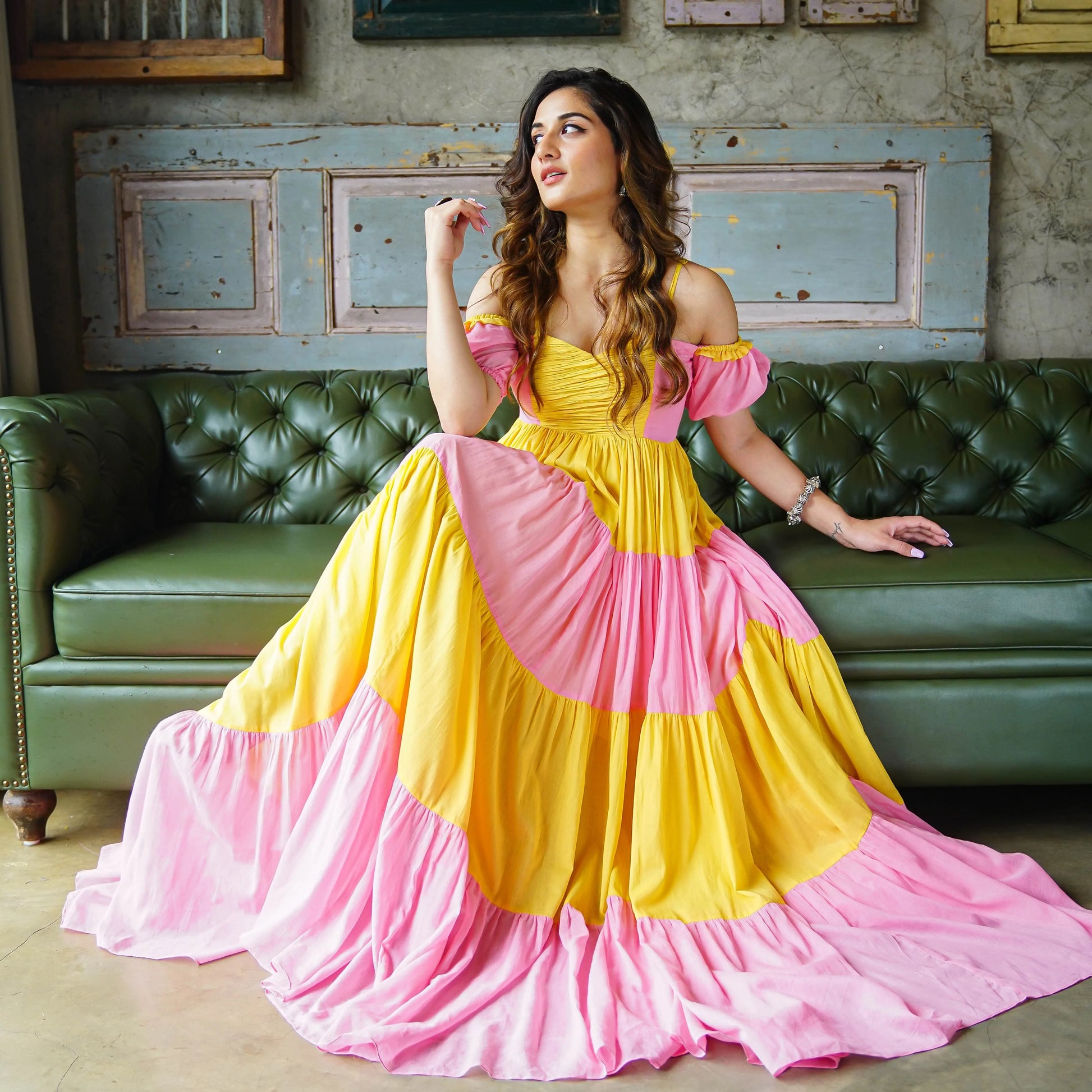 SHOP-LATEST-COLLECTION-WOMEN'S-DESIGNER-GOWNS ASHBHAV SHOP-LATEST-COLLECTION-WOMEN'S-DESIGNER-GOWNS ASHBHAV